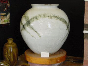 Large pot by Peter Swanson