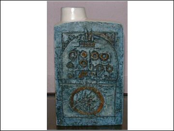 Troika Pottery - Chimney Vase - Penny Black
